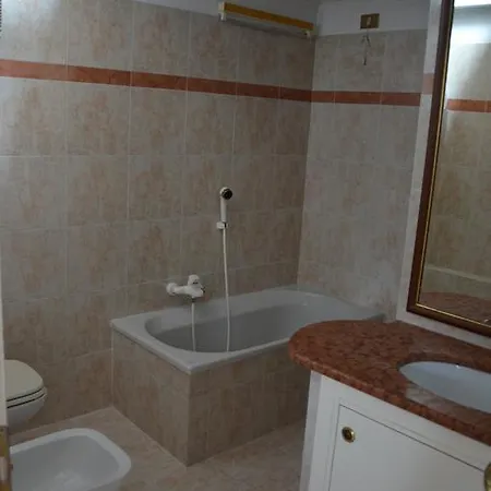 Panorama Apartment *